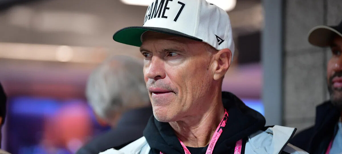 Oilers’ legend Mark Messier sends warning to Golden Knights despite 2-1 lead