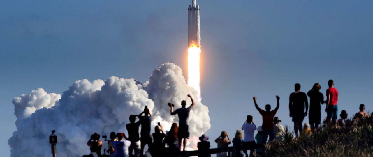 SpaceX valuation balloons to $2.6T, briefly passes Amazon