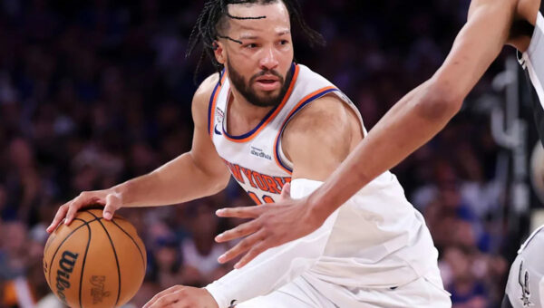 Knicks Complete Epic Comeback Against Spurs in Game 4 of NBA Finals, Now One Game Away from Championship Title