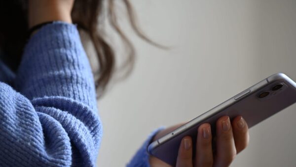 I tried 3 apps for phone anxiety. Only one got me to make the call.