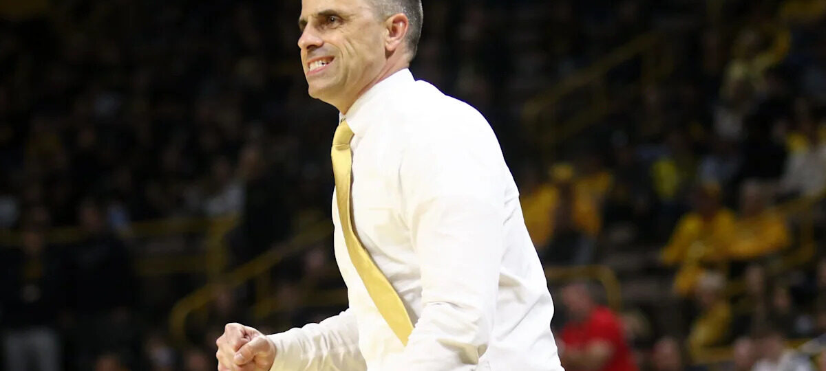Hawkeye fans react to first look at Iowa basketball newcomers