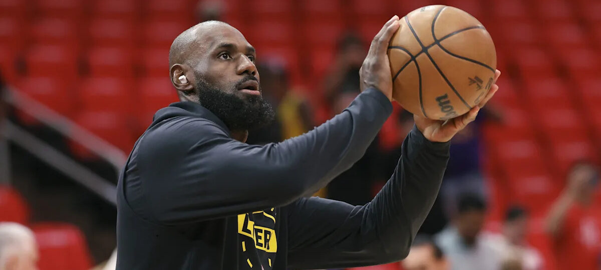 Bill Simmons says he will ‘bet his life’ that LeBron James signs with one particular team