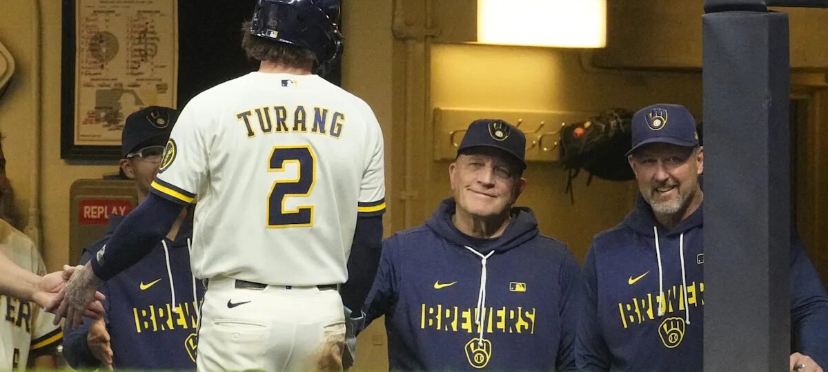 Turang snaps skid as Brewers bats explode in 2nd inning for 16-2 win over Giants