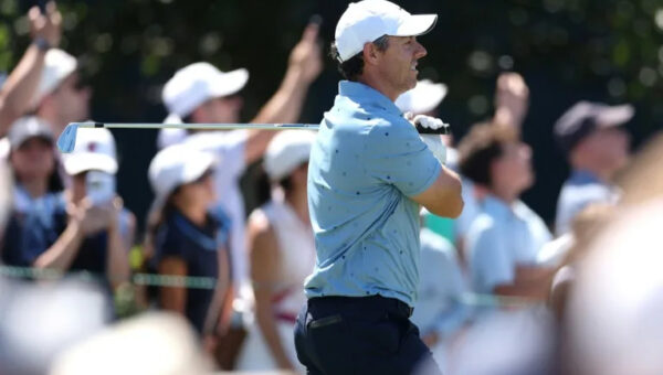 Clark begins with bogey as McIlroy charges at US Open