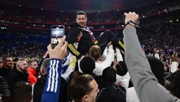 Official | Pierre Sage completes Crystal Palace move
