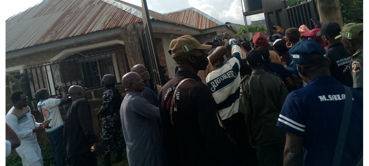 Report suspicious movement, activities in your communities – Oyo CP tells residents