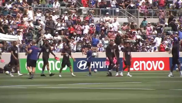 Thousands of fans get chance to see Team USA practice in Irvine ahead of first World Cup game
