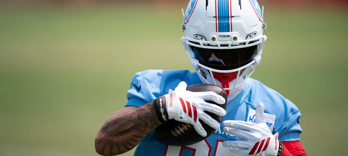 Titans' Xavier Restrepo opens some eyes during OTAs