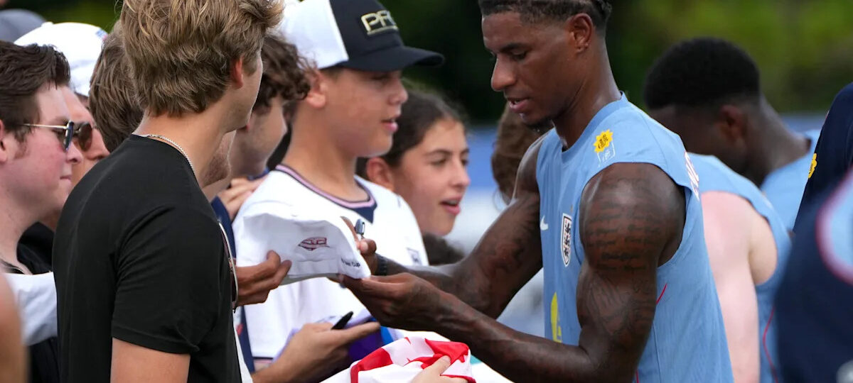 Barcelona’s Marcus Rashford decision leaves Manchester United in awkward situation