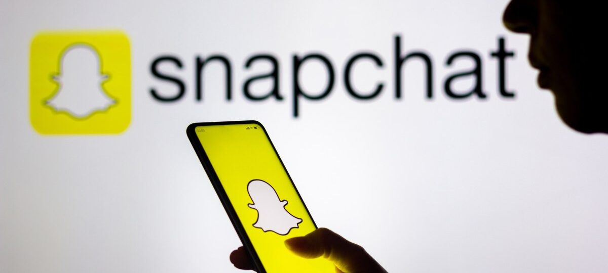 Snapchat limits users under 16 to sharing Spotlights with friends