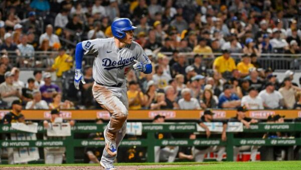 Freddie Freeman reaches career hits milestone in LA Dodgers win over the Pirates