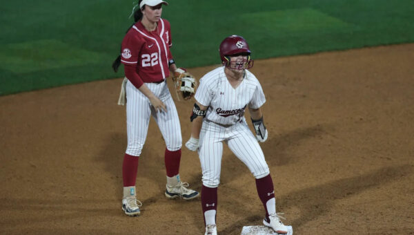 Sister of former SEC baseball player transfers to Tennessee softball