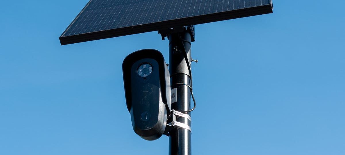 There's a trash-bag revolt brewing against Flock license plate readers