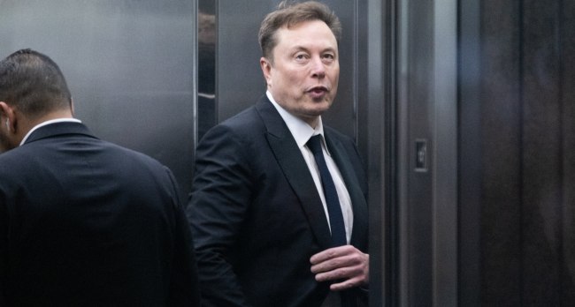 Elon Musk Bets On SpaceX IPO