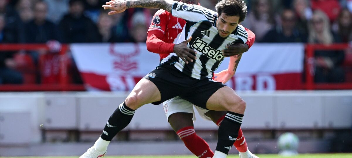 Manchester City have their eyes on two big midfield signings which they desperately need