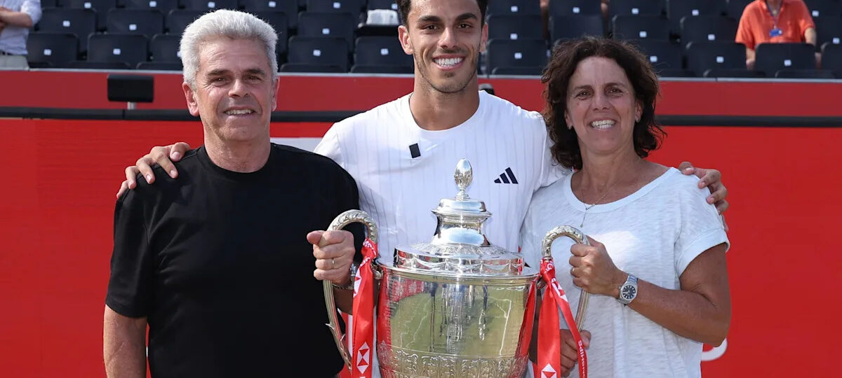 Cerundolo’s dad conquers fear of flying to watch son win Queen’s