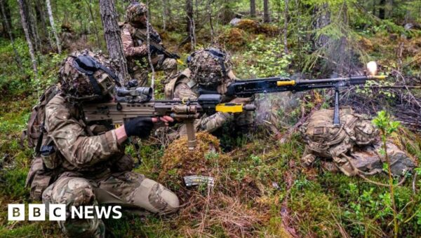 Defence row exposes tensions over how to keep UK safe