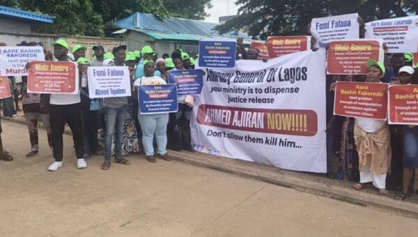 Residents protest at Lagos Assembly over detention of community leader, Hammed Tajudeen