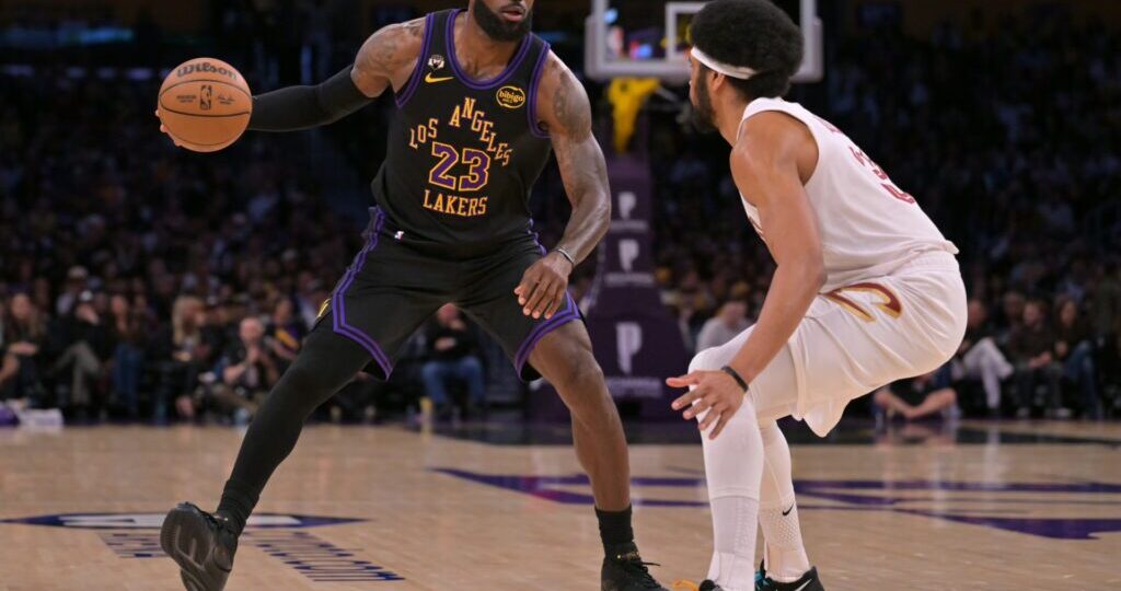 Lakers Open to LeBron James Sign-and-Trade for All-Star Big Man
