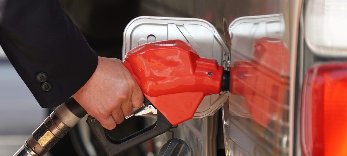 Gas prices have fallen for 3 straight weeks, but they're still above $4 a gallon