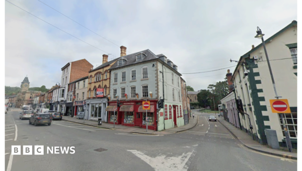 Murder investigation after man dies on street