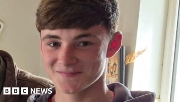 Tributes paid to ‘popular’ teenager killed in Donegal rally crash