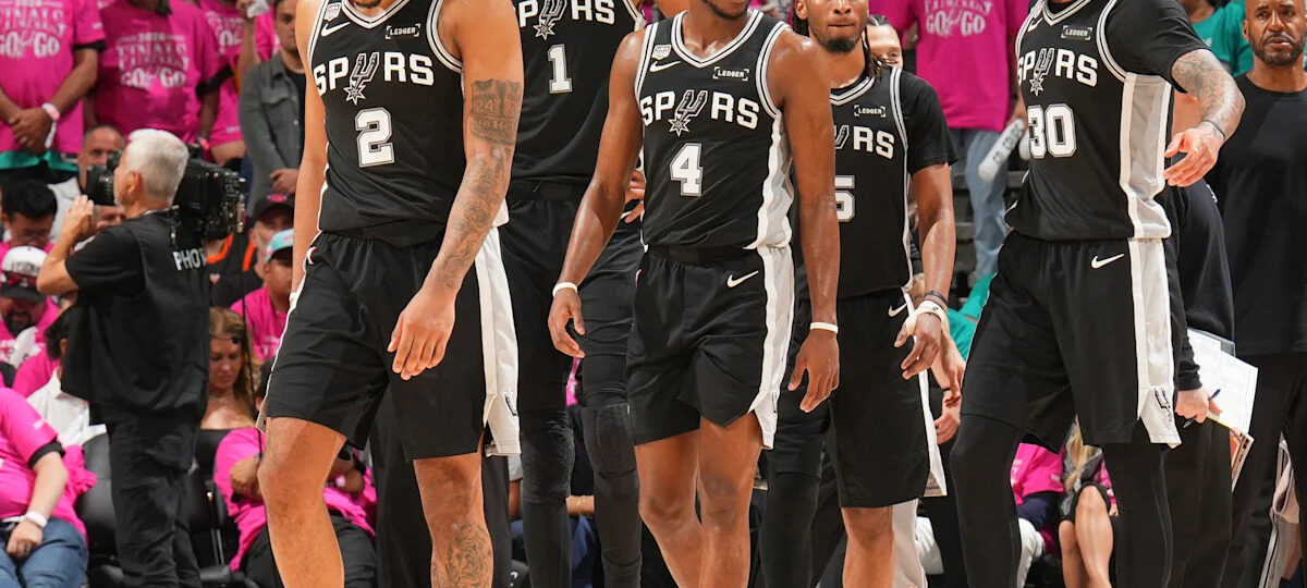 Can De'Aaron Fox provide more support for Victor Wembanyama and the Spurs?