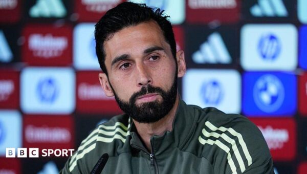 Fulham in talks to appoint Arbeloa as Silva's replacement