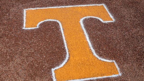 Pitcher Brody Trosclair commits to Tennessee