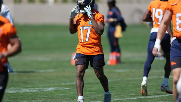 A new playmaker in Denver, but no Bo Nix yet as Jaylen Waddle settles into the Broncos offense