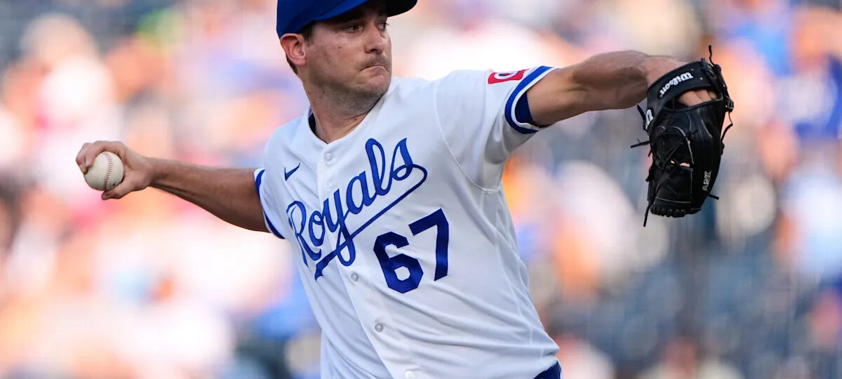 Royals' Seth Lugo leaves game after taking line drive to the head
