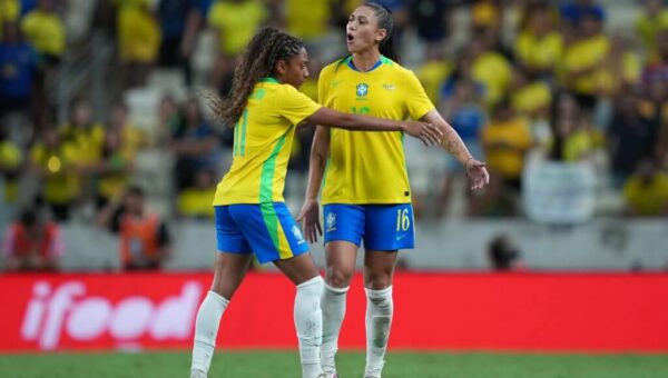Four Brazil players and several staff shown red cards in physical 1-0 loss to USWNT