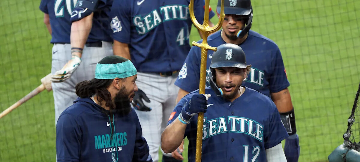 Mariners challenge their way to win over Orioles, 6-3