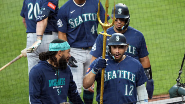 Mariners challenge their way to win over Orioles, 6-3