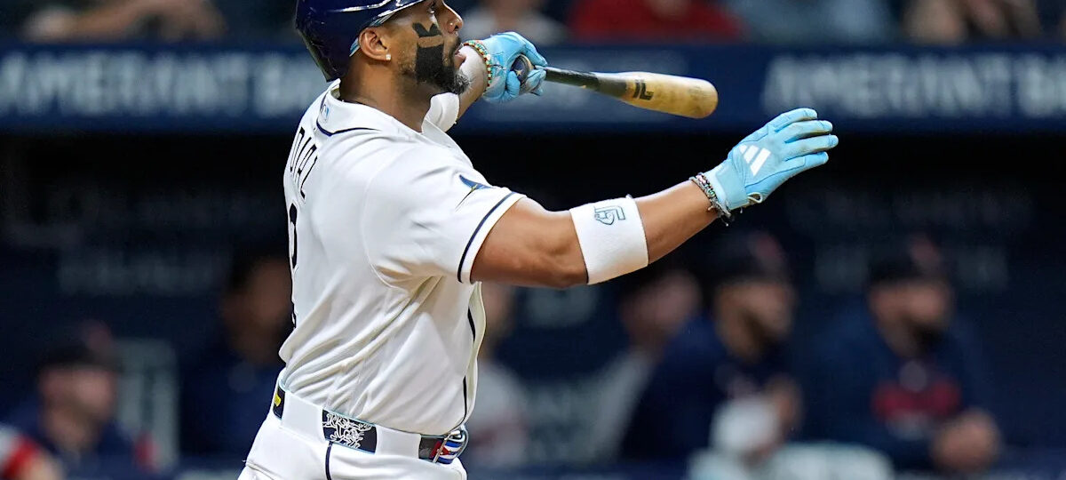 Díaz hits leadoff homer and Aranda delivers go-ahead single to lift Rays over Red Sox 3-1