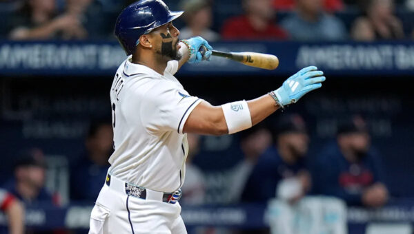 Díaz hits leadoff homer and Aranda delivers go-ahead single to lift Rays over Red Sox 3-1