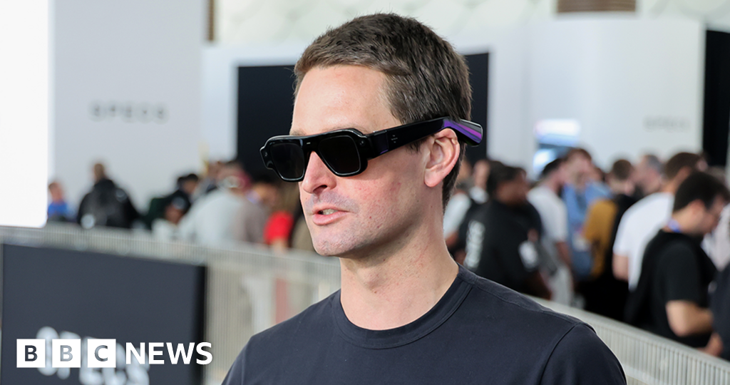 Snap unveils £1,995 smart glasses after previous flops