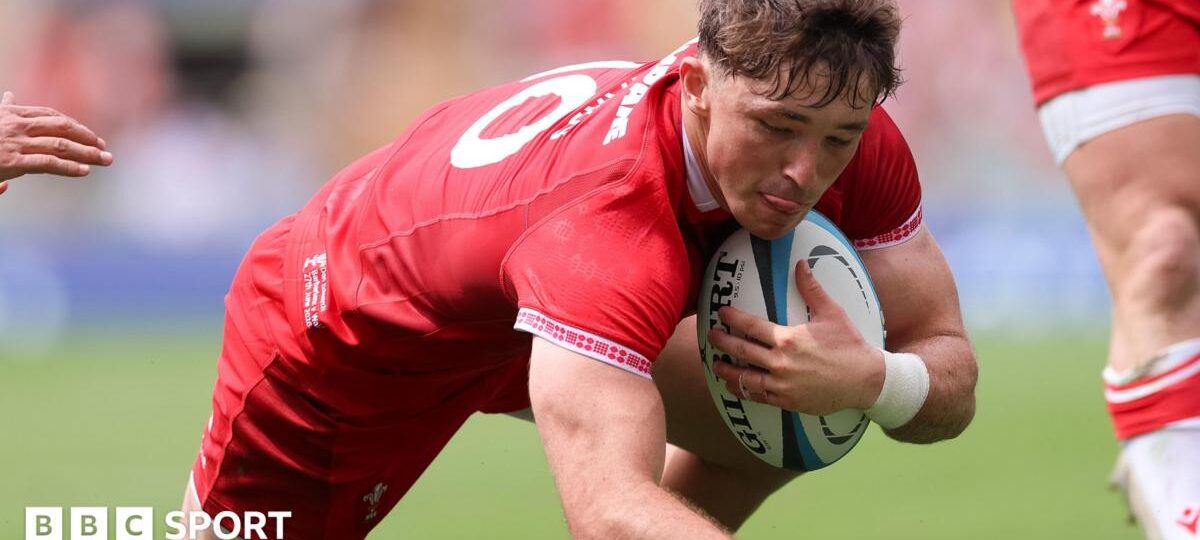Wales beat Barbarians as North signs off in style