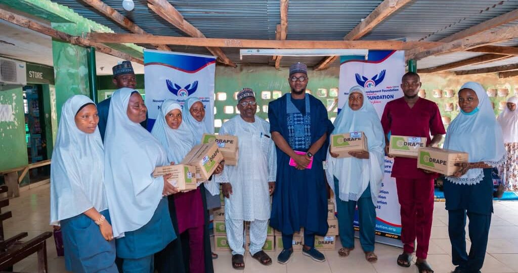 Kebbi First Lady Donates 600 Calibrated Drapes To Reduce Maternal Deaths