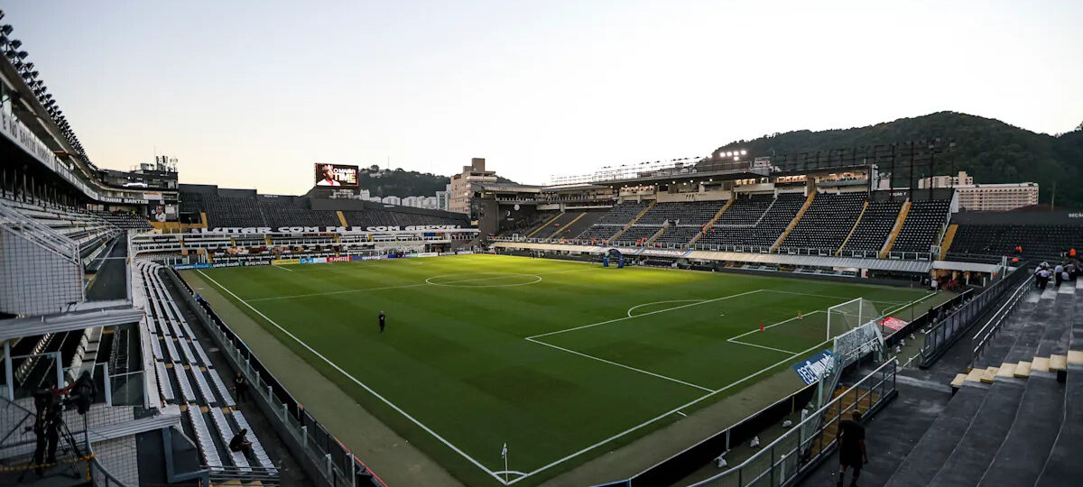 Site reviews Alexandre Mattos’s first year at Santos