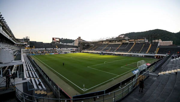 Site reviews Alexandre Mattos’s first year at Santos