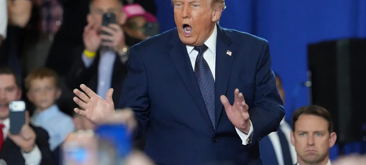 “Do Not Do This” Trump Warned Not To Go To NBA Finals For Very Specific Reason (Look)