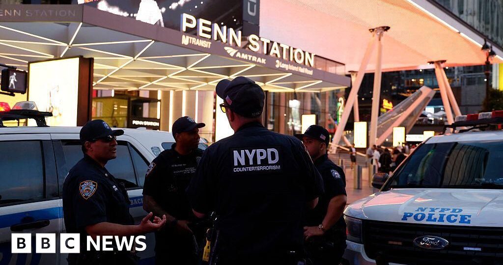Five people injured in stabbing at New York City's Penn Station