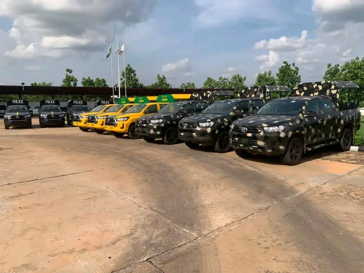 Democracy Day: Gov Nwifuru deploys 31 patrol vehicles to security agencies in Ebonyi