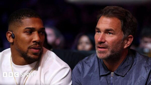 Fury fight only goes to US if Joshua agrees new terms – Hearn