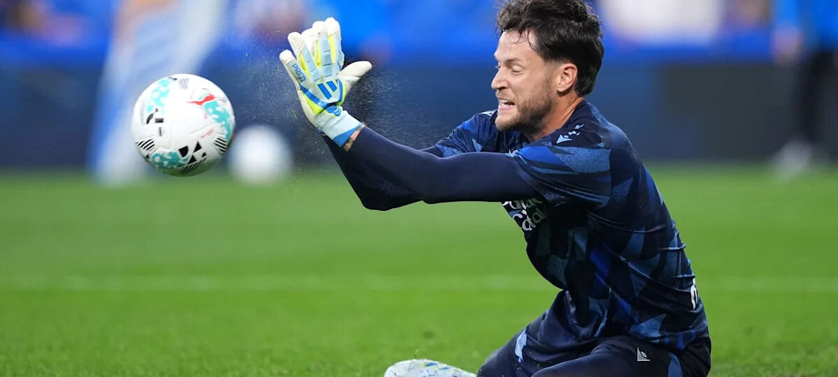 Barcelona keeping close watch as La Liga veteran weighs up summer departure; Napoli interested too