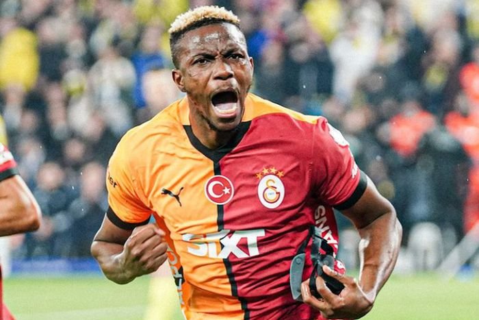Osimhen told to join Man Utd