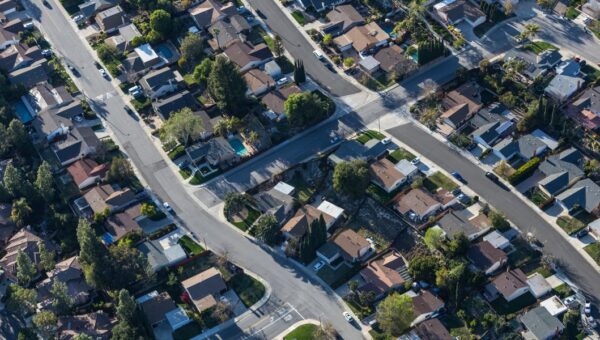 Here's how much money you need to make to be middle-class in every US state