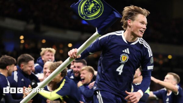Scotland’s Super Mario and social butterfly who emerged from Man Utd cocoon