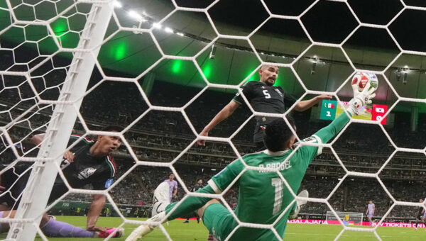 Raúl Rangel uses ‘pure reaction’ to make save that moves Mexico into knockout stage of World Cup